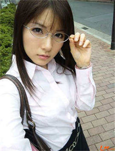 超级女兵：真实霸王花